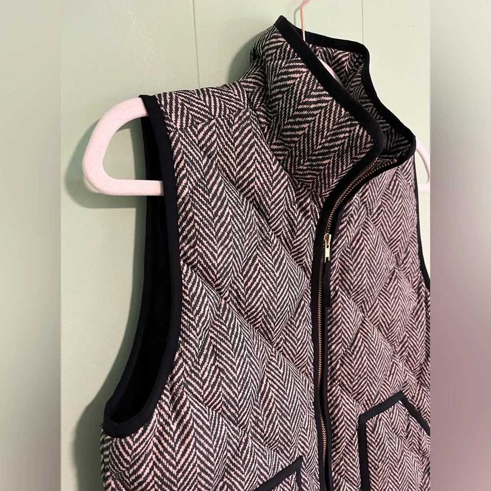 J CREW Down Filled Puffer Vest Herringbone Black White Winter Fall Class…